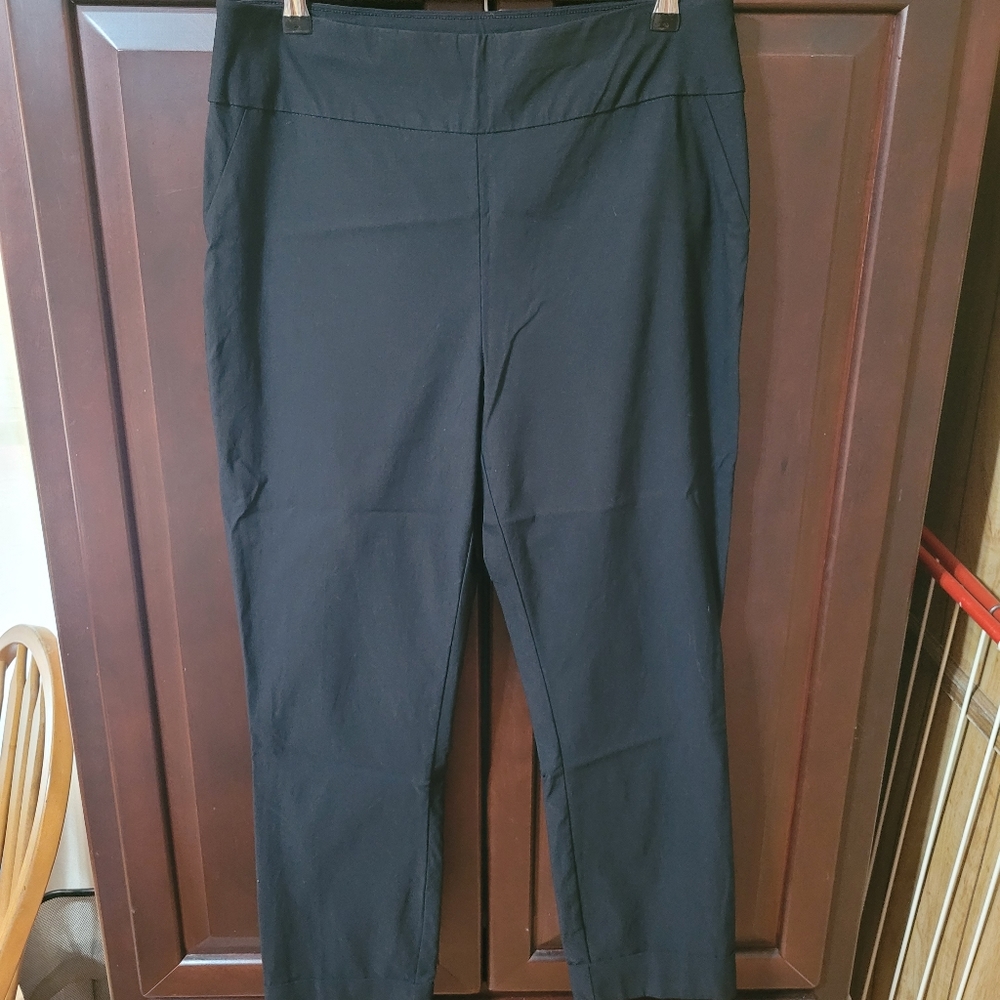 NY & Company cropped dress pants, black